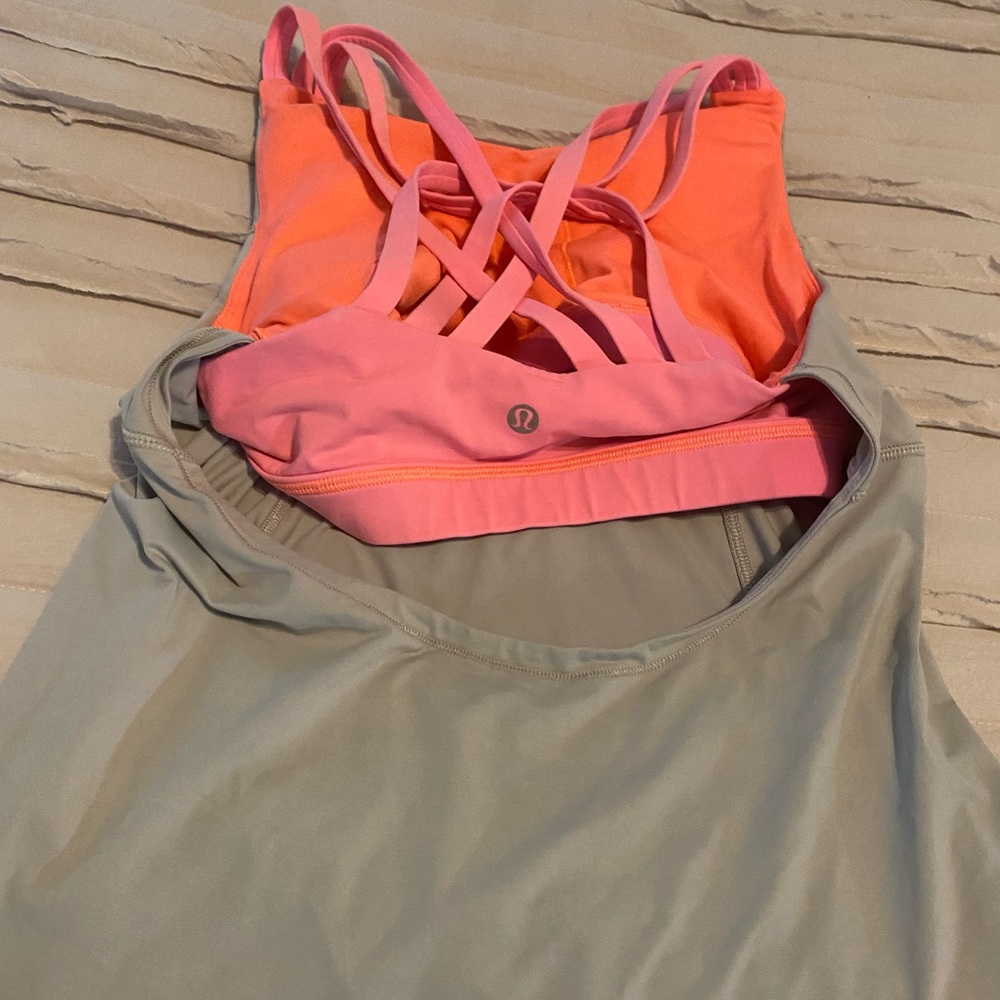 Lululemon workout top